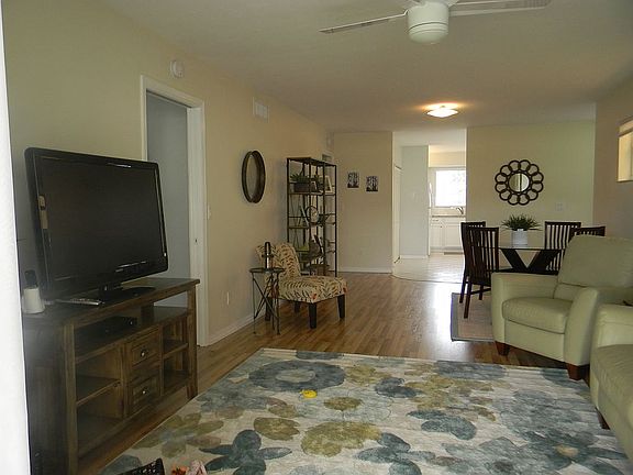 3rd image of 311 N Grove Isle Cir