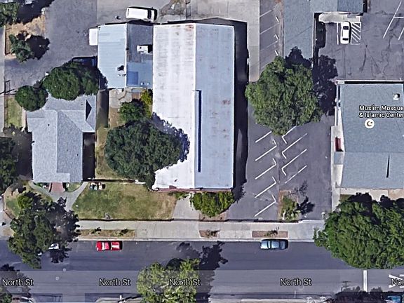 5th image of 1007 North St