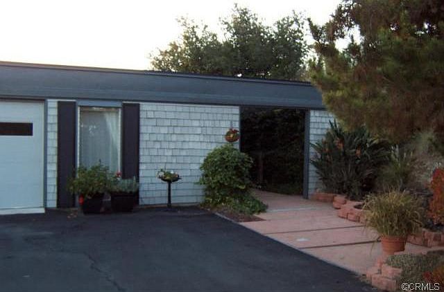 1st image of 2065 Lemon Ave