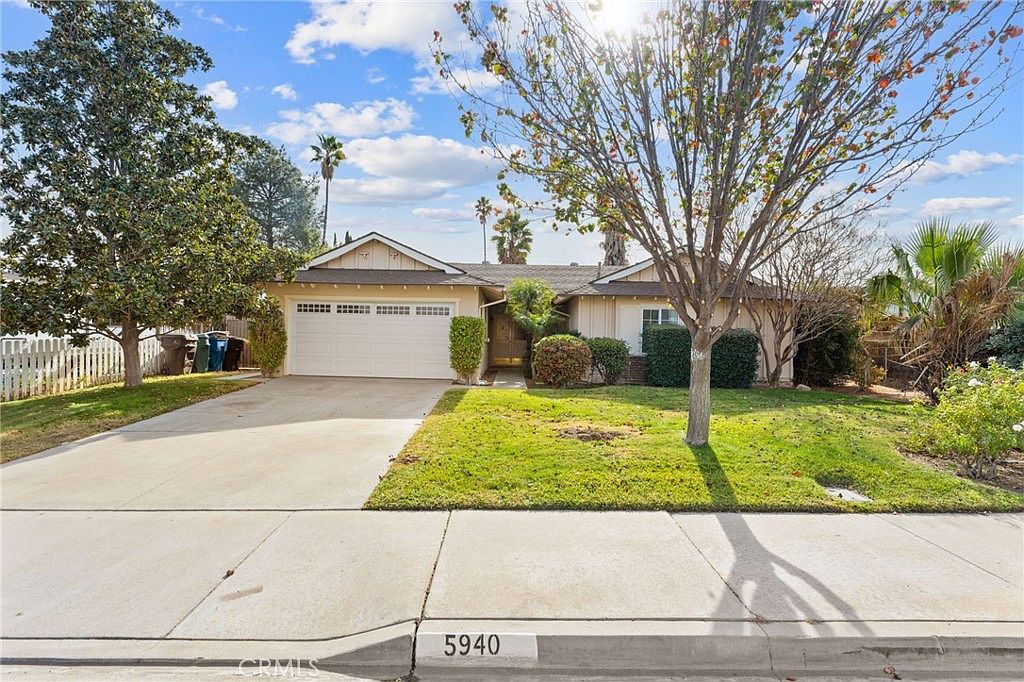 5940 Kitty Hawk Dr, Riverside, CA 92504 | Zillow