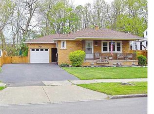 7 N Mason Ct, Niagara Falls, NY 14304
