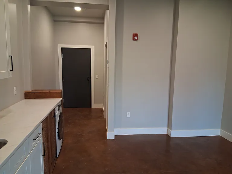 329 N Mulberry St #3 — Photo 11