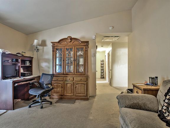 5th image of 2343 Maria Luz Court