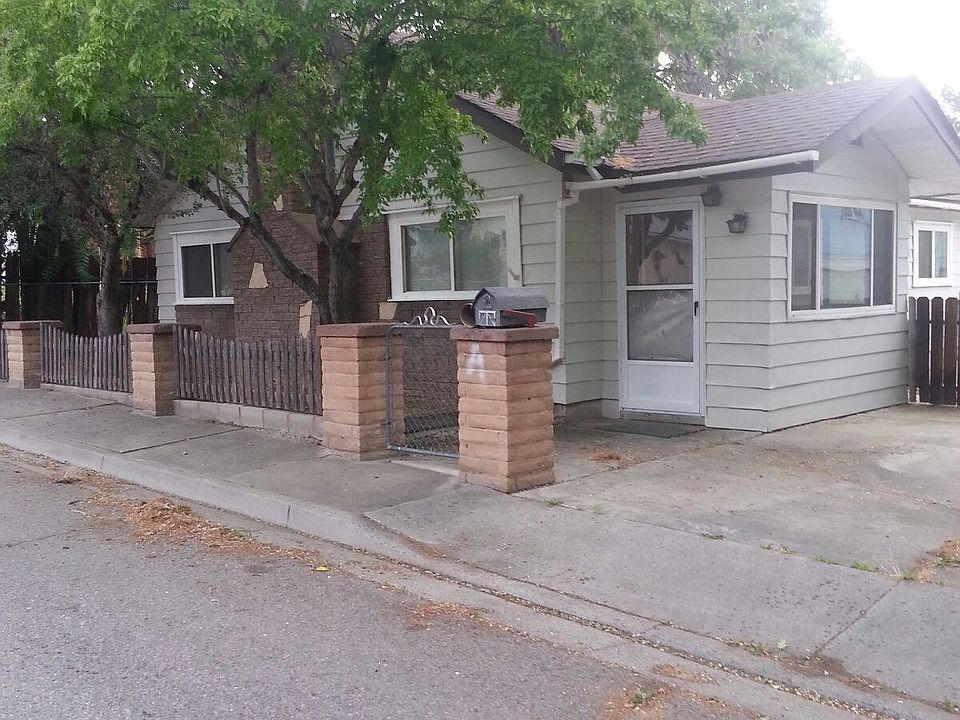 1st image of 255 Adaline St