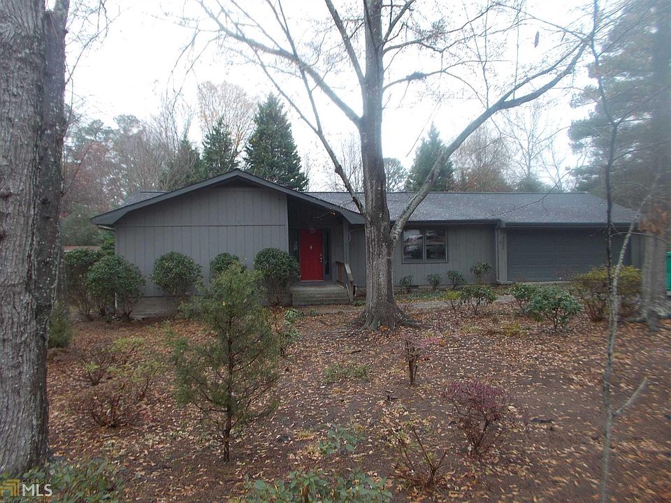 1st image of 2323 Amberbrook Dr SW