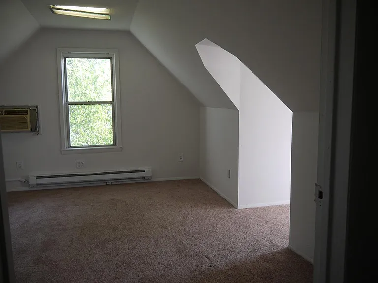 Bedroom #3 - Floor 3