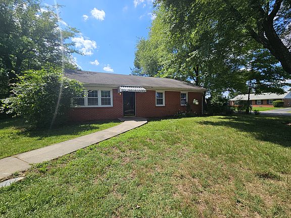2nd image of 4004 Arden Rd