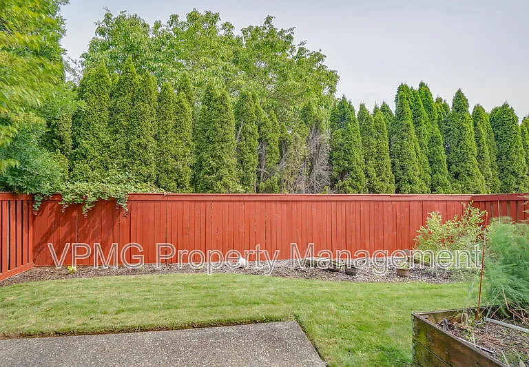 1403 SE 194th Pl — Photo 49