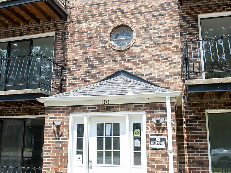 101 Oglesby Ave — Photo 35