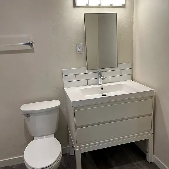 901 Hillcrest Pl #4 — Photo 13