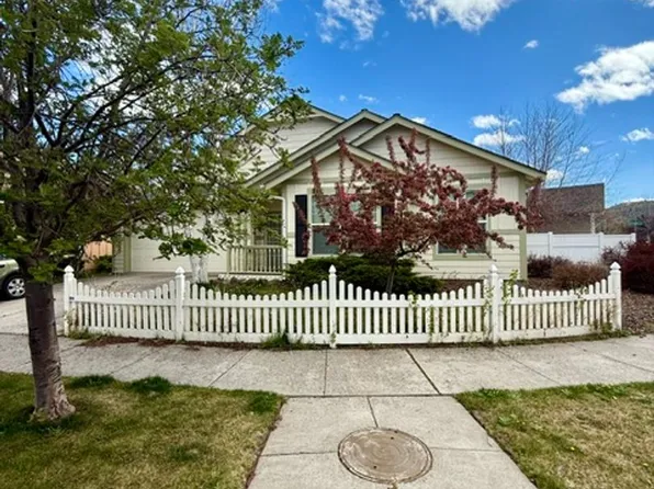 2568 NE Robinson St, Bend, OR 97701