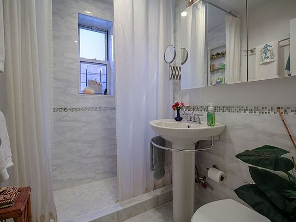4th image of 105-24 67th Ave APT 1F