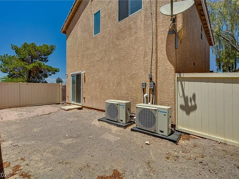 6457 Abbey Door Ct — Photo 23