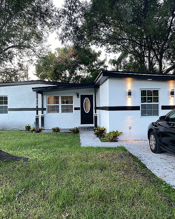 2nd image of 110 Country Club Dr