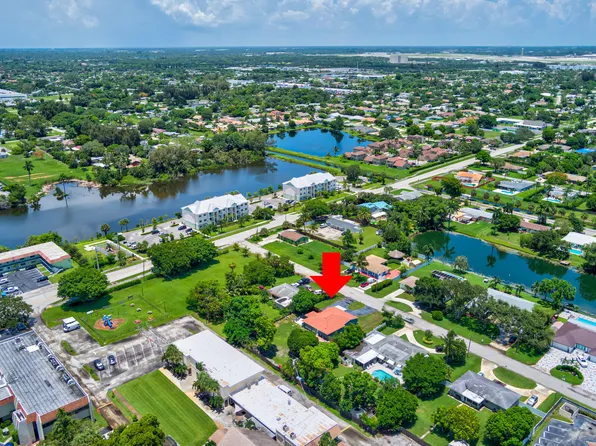 1900 Carissa Road, Lake Clarke Shores, FL 33406