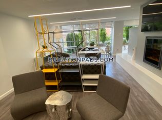 1505 Commonwealth Ave, Brighton, MA 02135