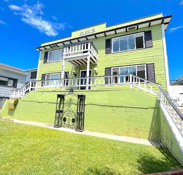 270 Cliff Dr #9 — Photo 17