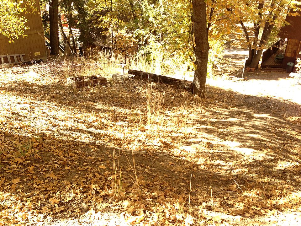 2nd image of 32801 Cougar Ln