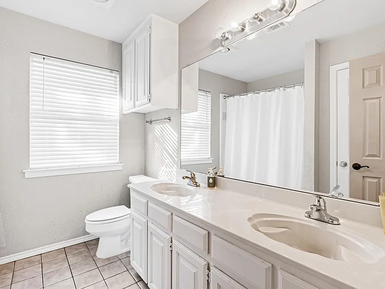 5202 Heatherdale Dr — Photo 23