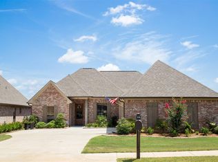 114 Saint Martin St, Madison, MS 39110