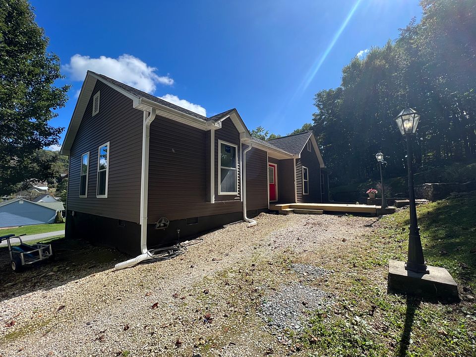 1086 Chestnut Ridge Trl, Seven Devils, NC 28604 MLS 11211776 Zillow