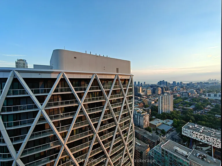 238 Simcoe St #3604 — Photo 15