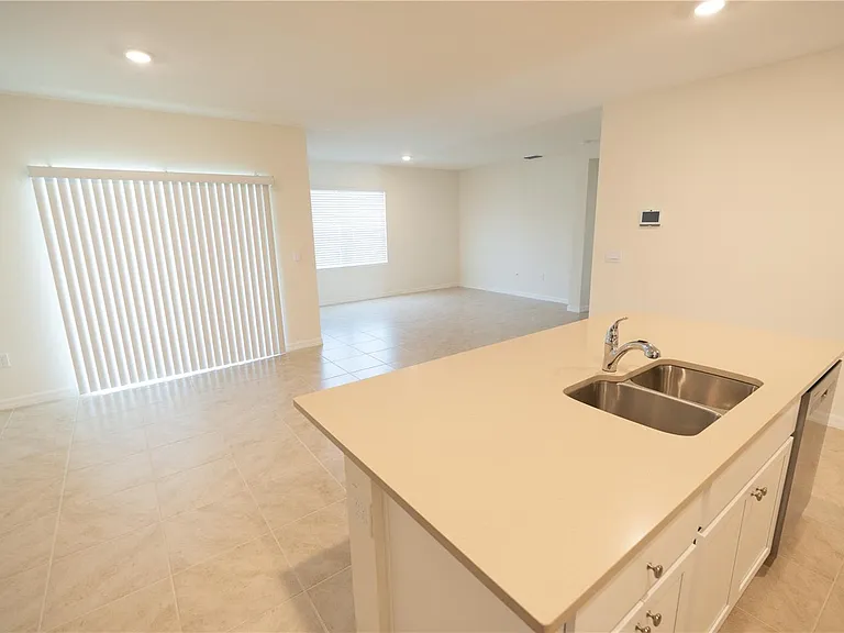 444 Taylor Groves Dr — Photo 7