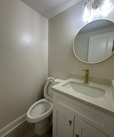 1954 Hopewood Dr — Photo 10