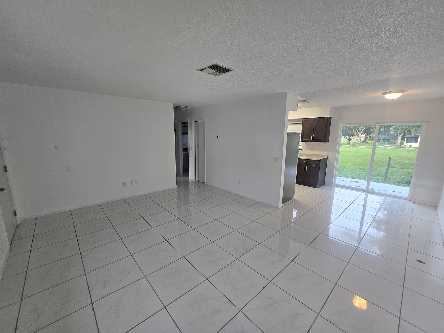 349 Denton Ave — Photo 4
