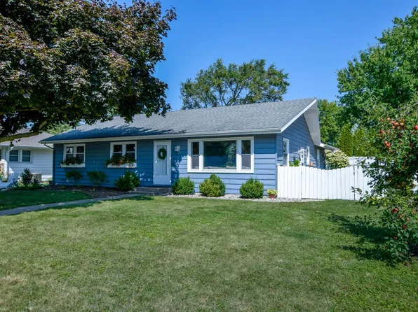 517 Hillcrest Drive, Waunakee, WI 53597