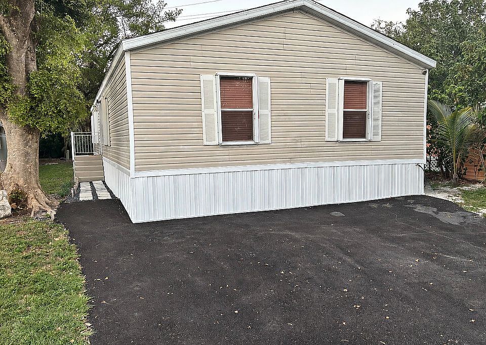 1st image of 2108 8th Ave N