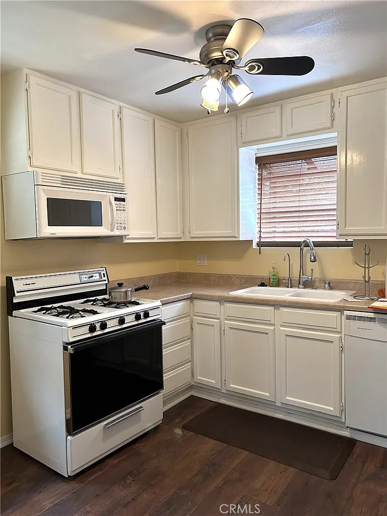 1 bed, 550 sqft, $1,900 — Photo 3