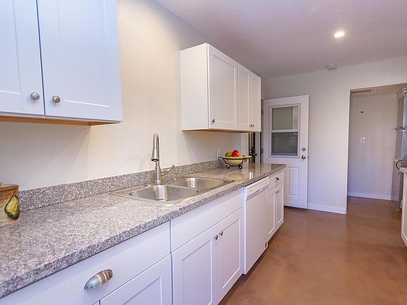 2nd image of 3001 N Cardi Ave