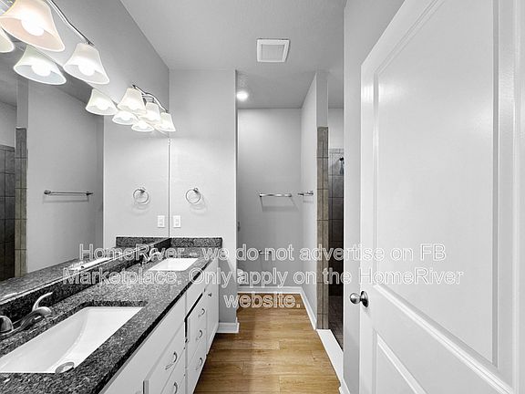 5th image of 3147 Seattle Ave