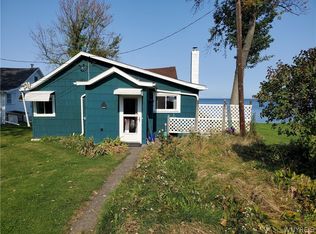 14393 Lakeshore Rd, Kent, NY 14477