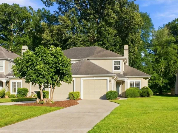 1217 Crooked Stick Xing, Chesapeake, VA 23320