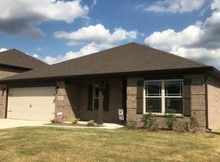 107 Hulsey Ln, Toney, AL 35773