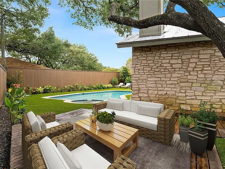 4007 Beaconsdale Dr — Photo 19