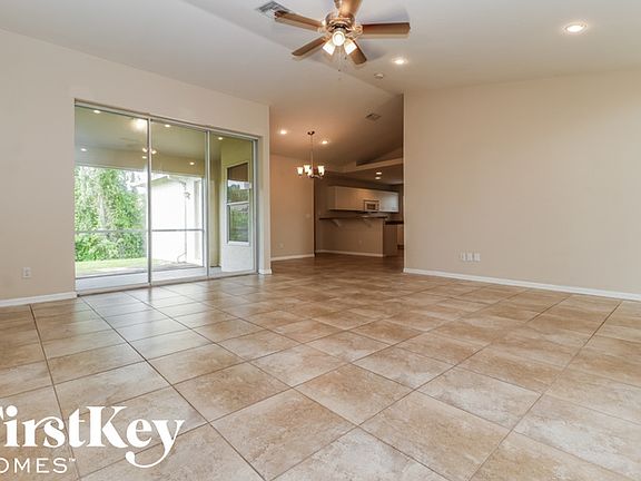 3rd image of 8409 Cypress Dr S