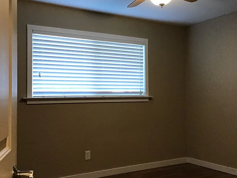 1291 Creswell Dr — Photo 10