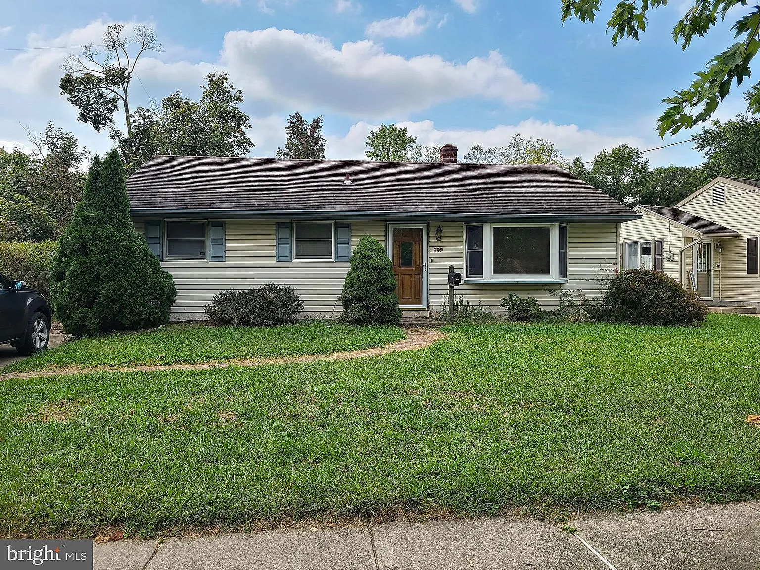 309 May Ave photo 1