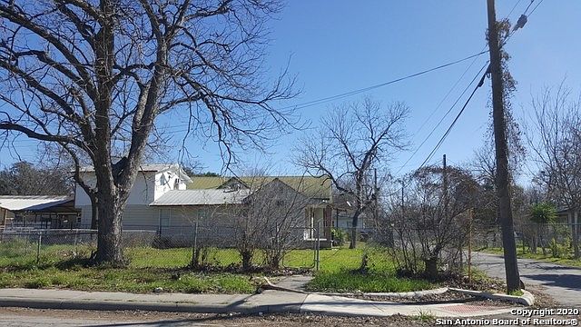 1st image of 714 S Calaveras