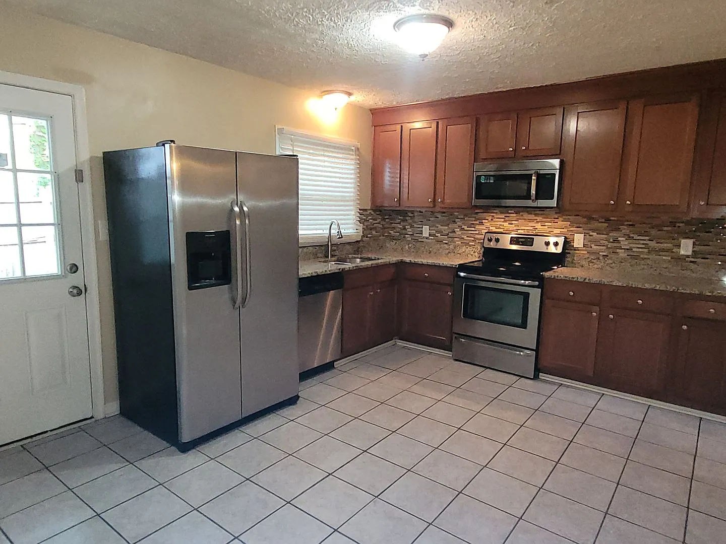 344 Susan Constant Drive, Newport News, VA 23608 — Photo 4