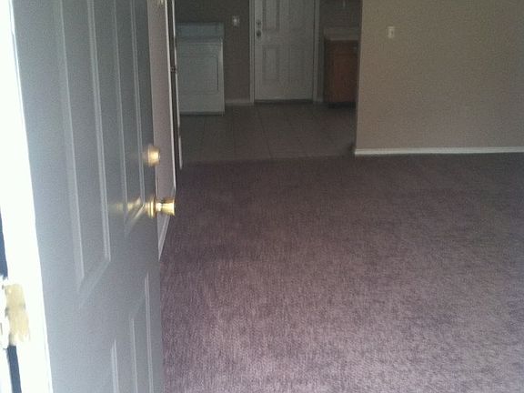 2nd image of 1057 W Eagle St
