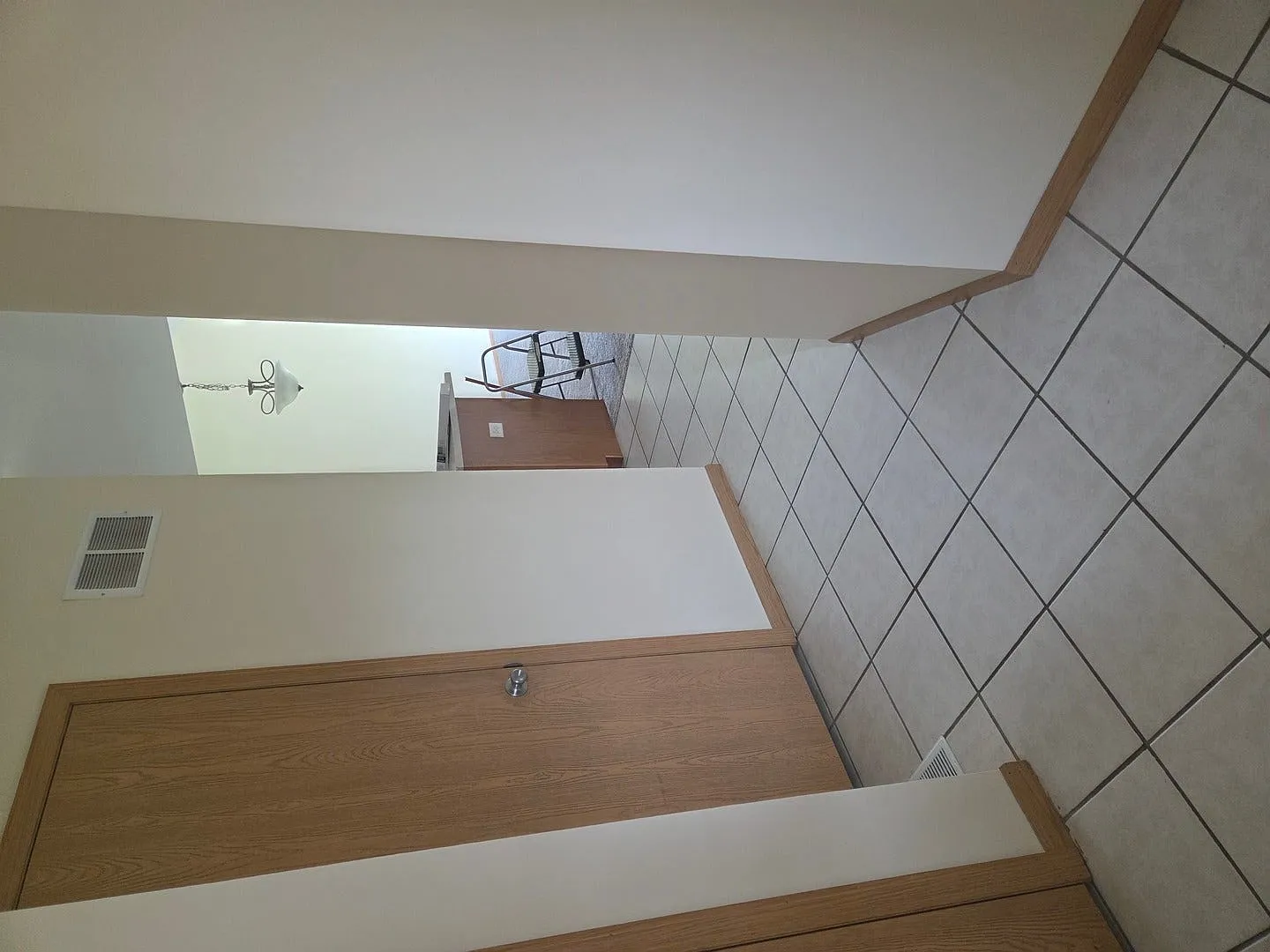 2 bed, 1060 sqft, $1,900 — Photo 3