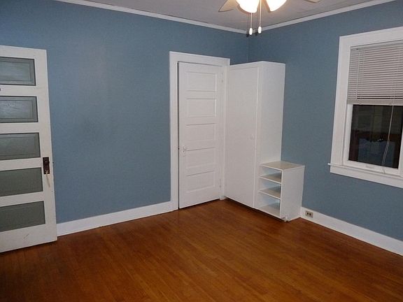 5th image of 642 Atwood St NE