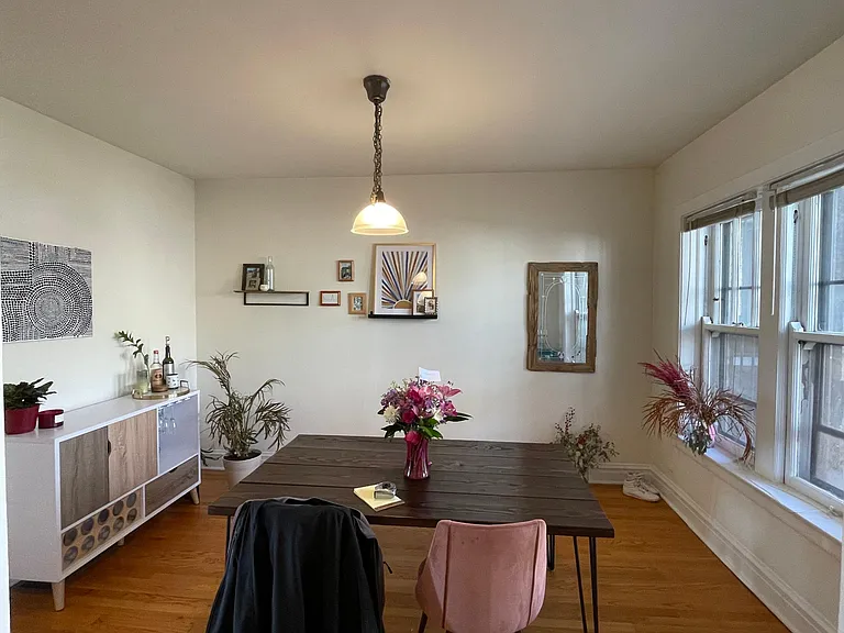 DINING ROOM/OFFICE