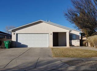 909 Marlow Meadows Dr NE, Rio Rancho, NM 87144