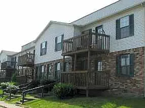 River Retreat Apartments — Photo 7
