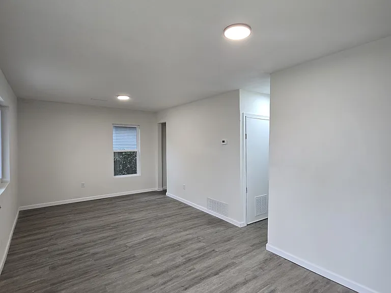 1029 N New York Ave — Photo 6